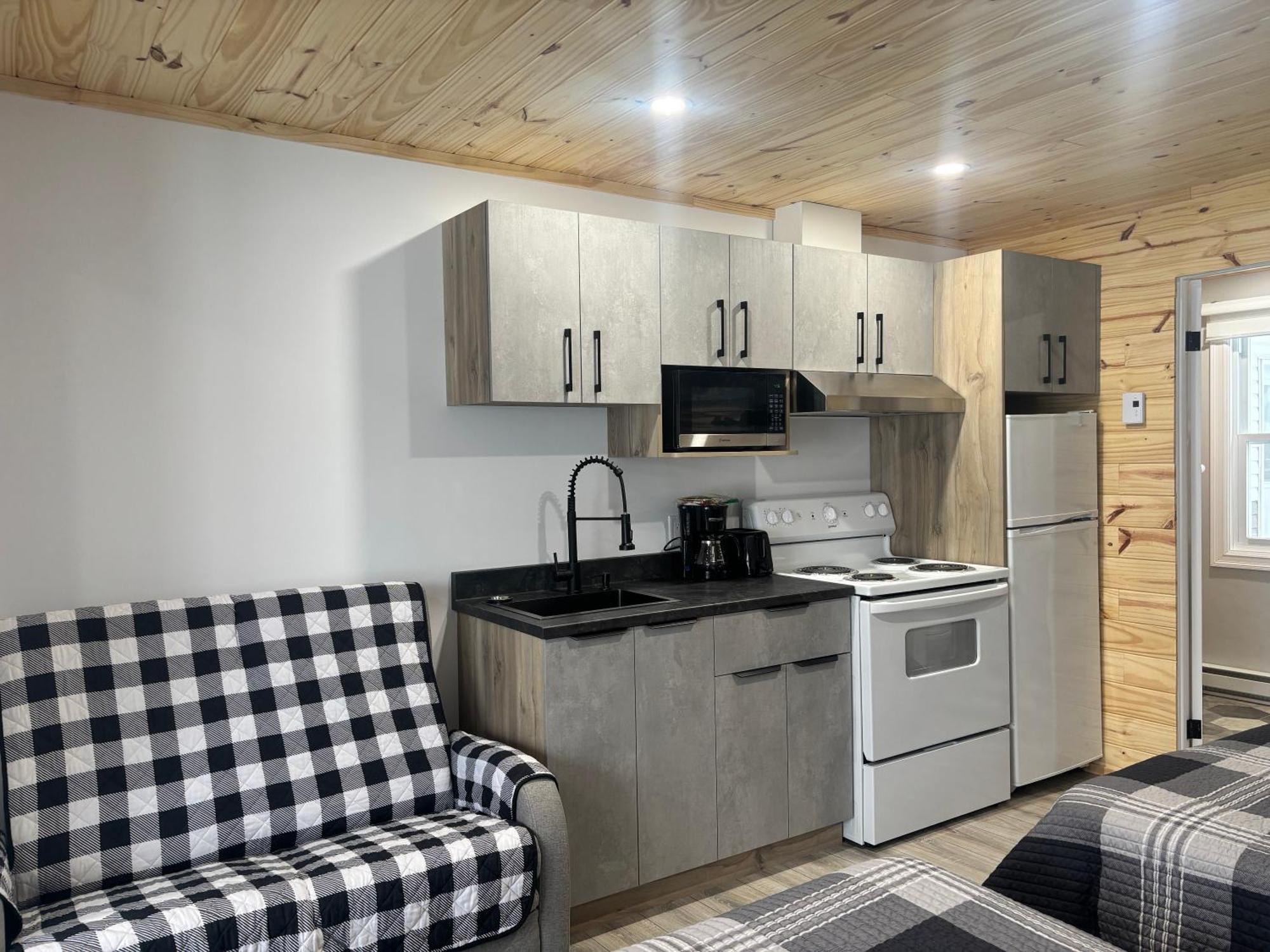 Les studios de la mer Matane Extérieur photo